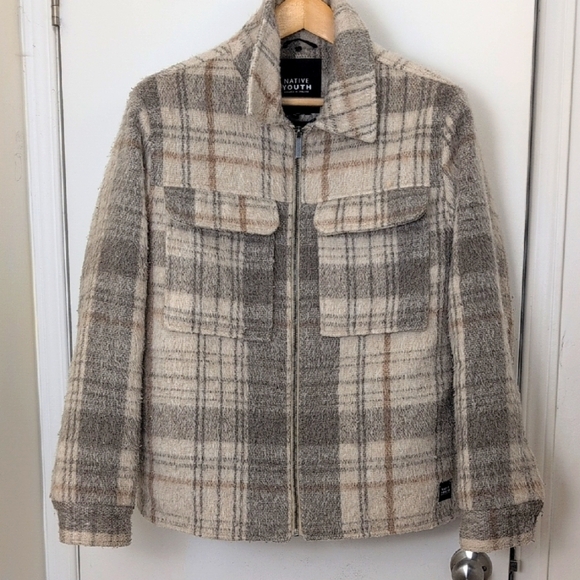 NATIVE YOUTH PLAID JACKET SIZE MEDIUM - Picture 1 of 7